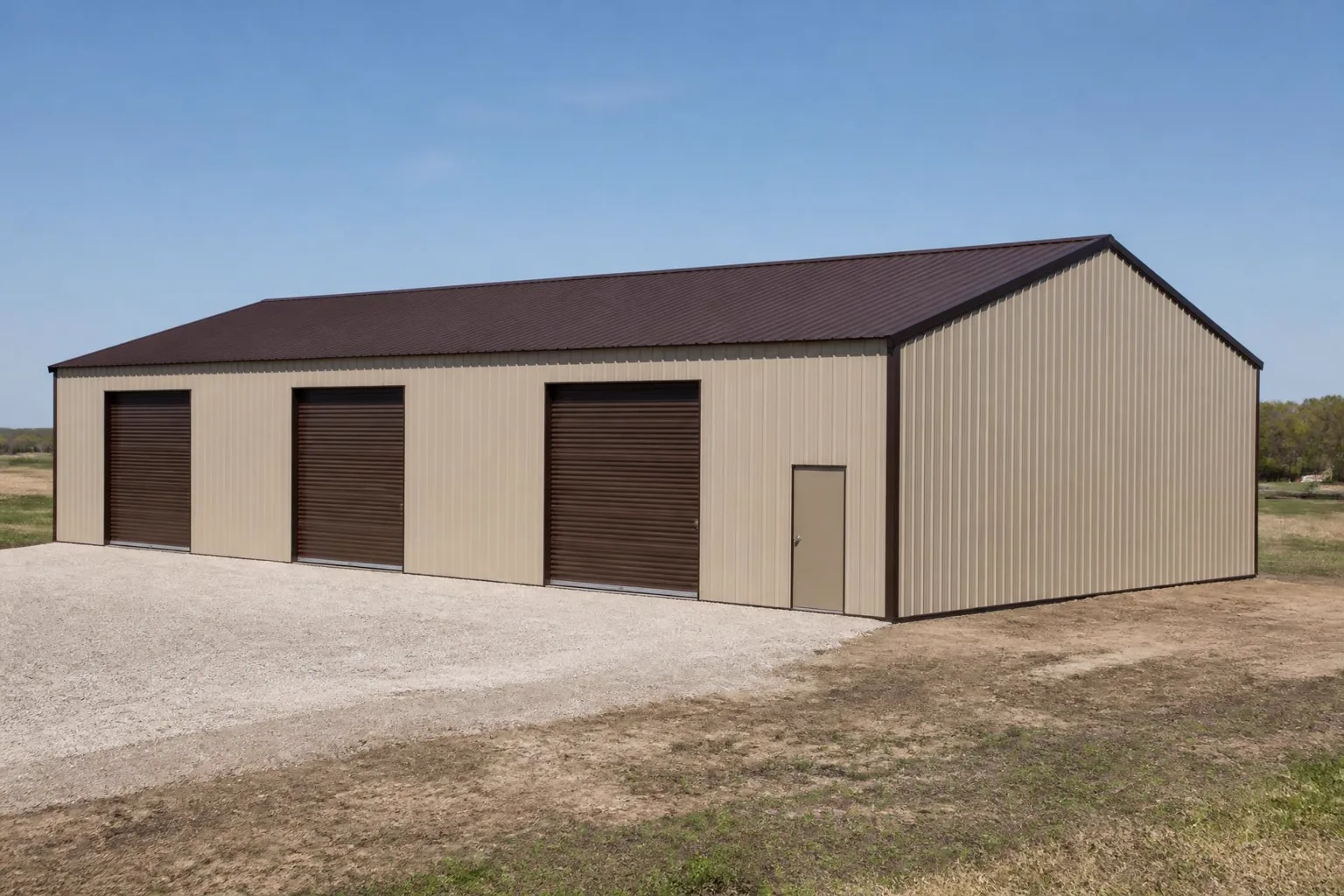 Example 40 × 60 enclosed steel workshop building with multiple overhead doors