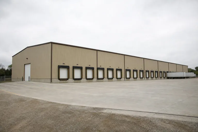 Example configuration of a distribution center